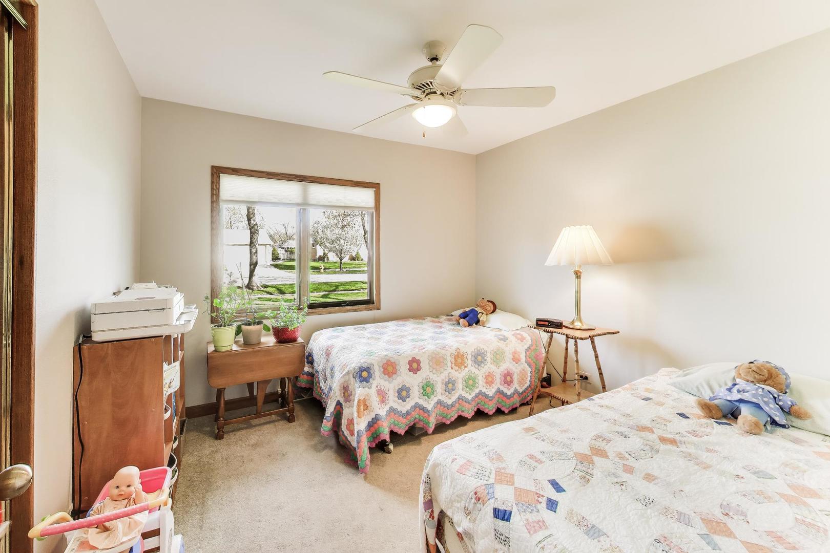 Des Plaines, IL 60016