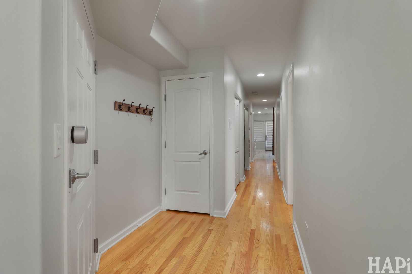 4716 W Addison Street #2E, Chicago, IL 60641