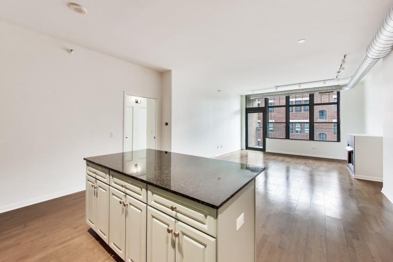 1200 W MONROE Street #607, Chicago, IL 60607