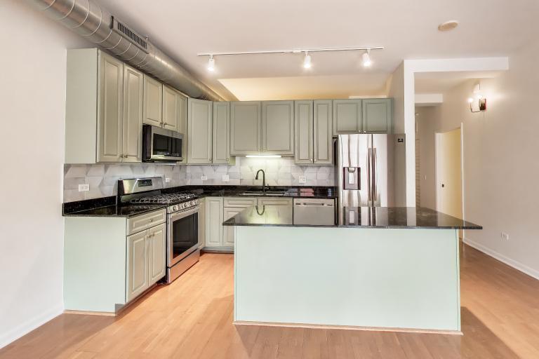 1200 W MONROE Street #607, Chicago, IL 60607