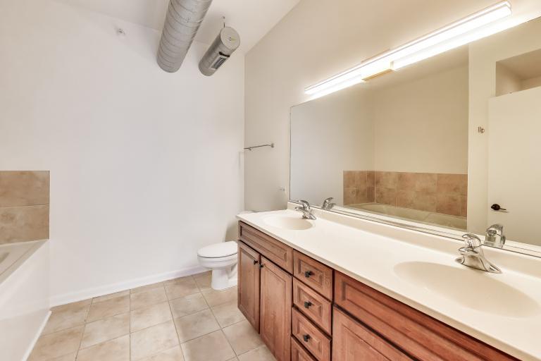 1200 W MONROE Street #607, Chicago, IL 60607