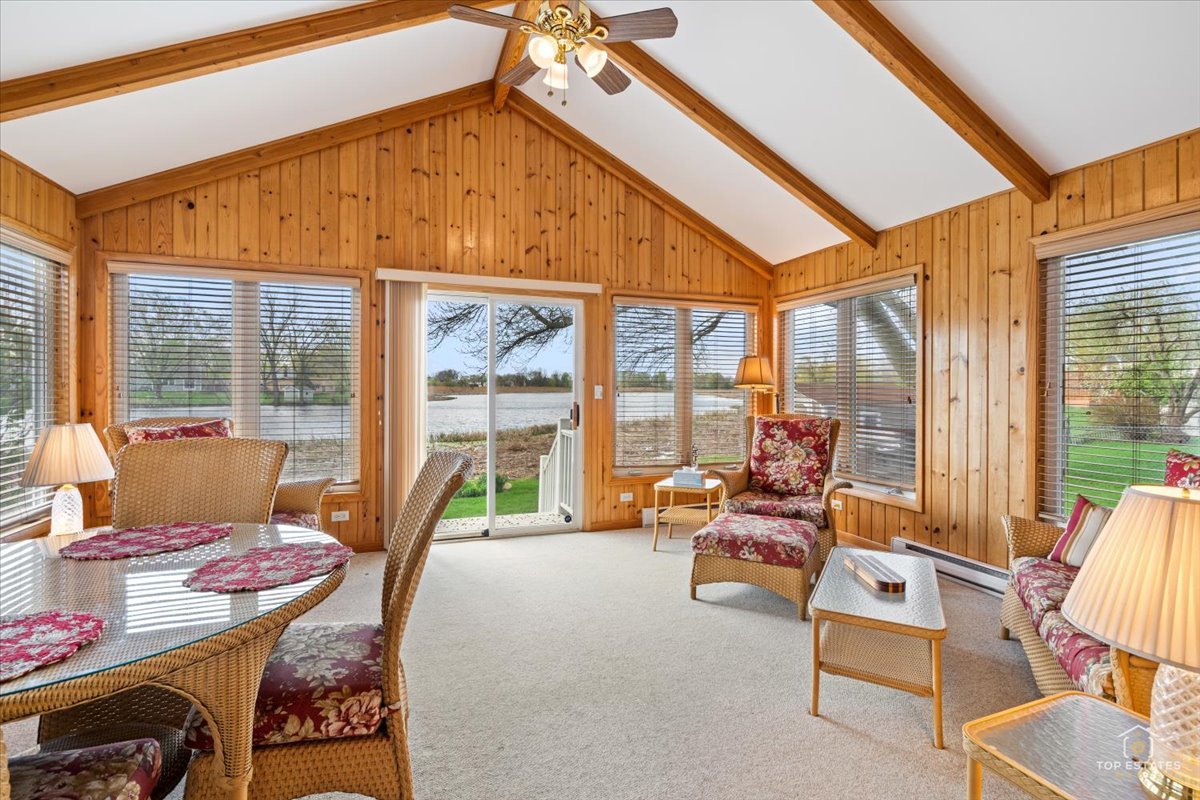 2025 Ivy Court, Schaumburg, IL 60194