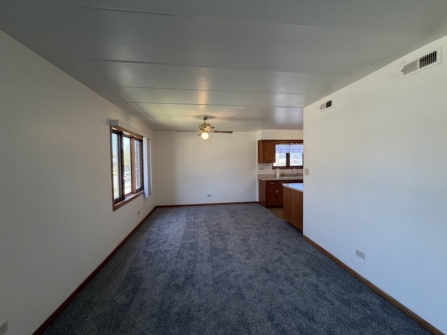 8659 Meade Avenue #1N, Burbank, IL 60459