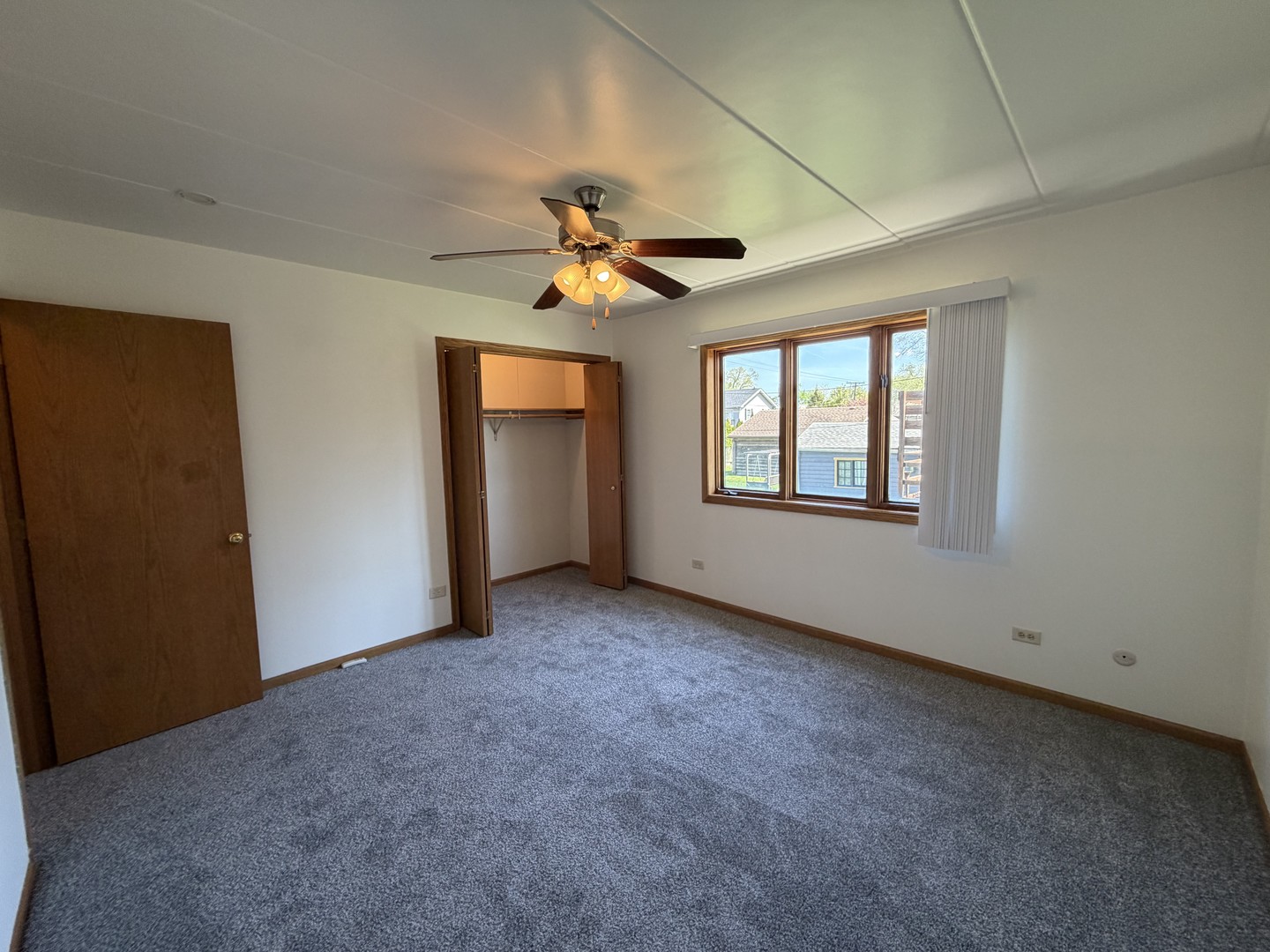 8659 Meade Avenue #1N, Burbank, IL 60459