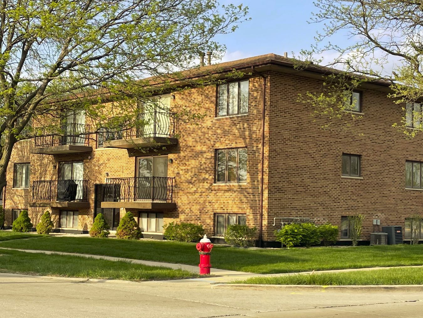 8659 Meade Avenue #1N, Burbank, IL 60459