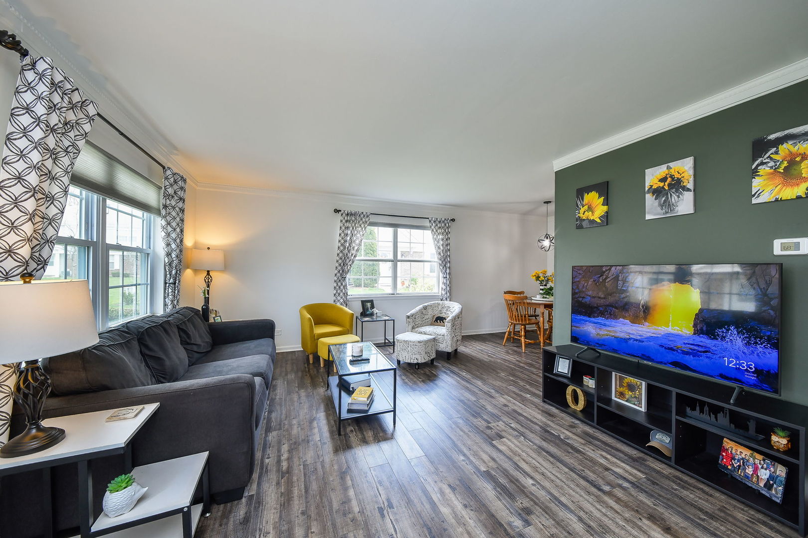 1554 Timber Trail, Wheaton, IL 60189