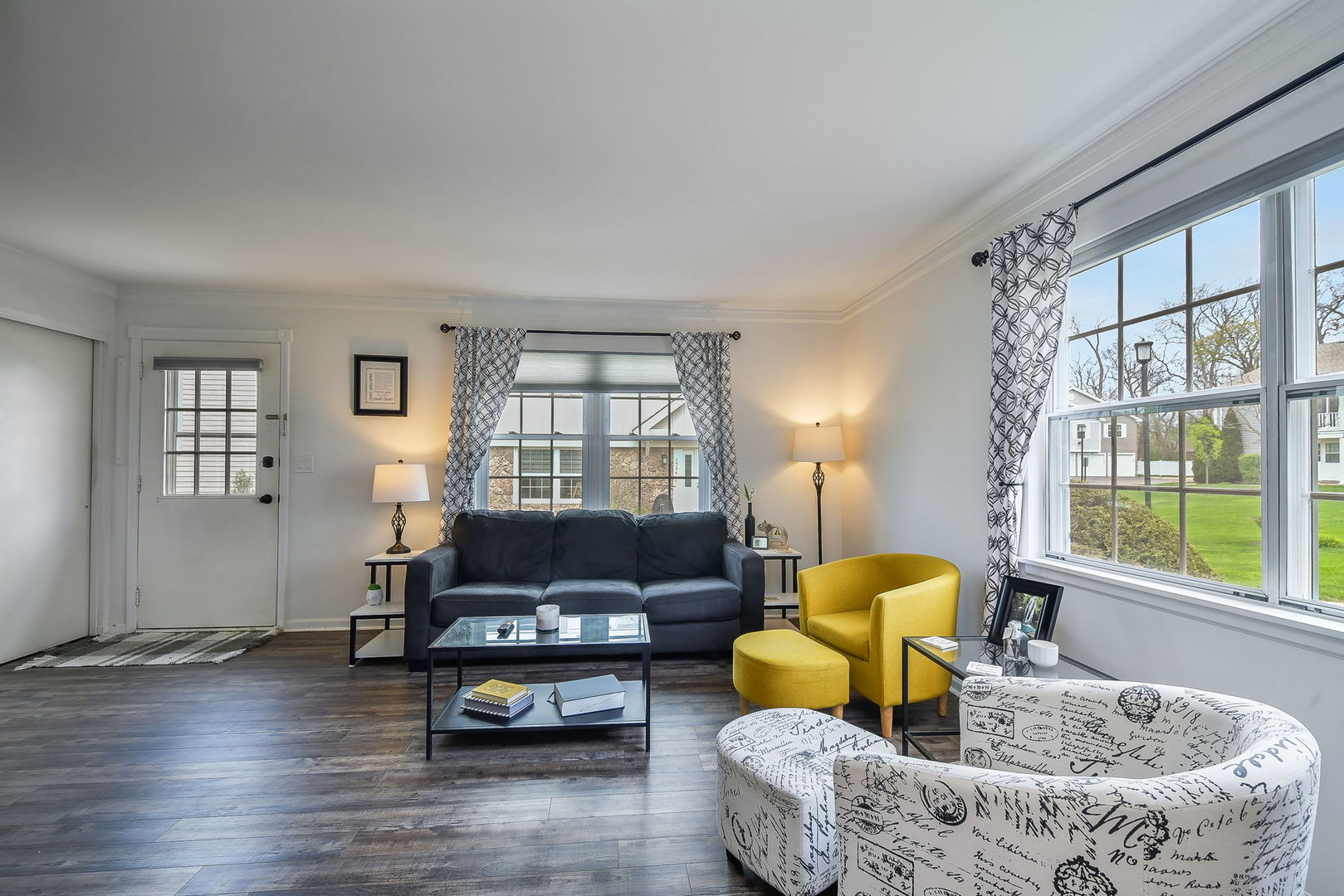 1554 Timber Trail, Wheaton, IL 60189