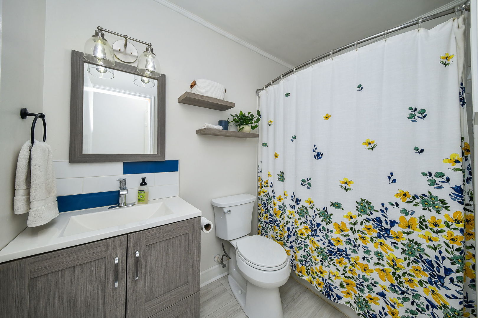 1554 Timber Trail, Wheaton, IL 60189