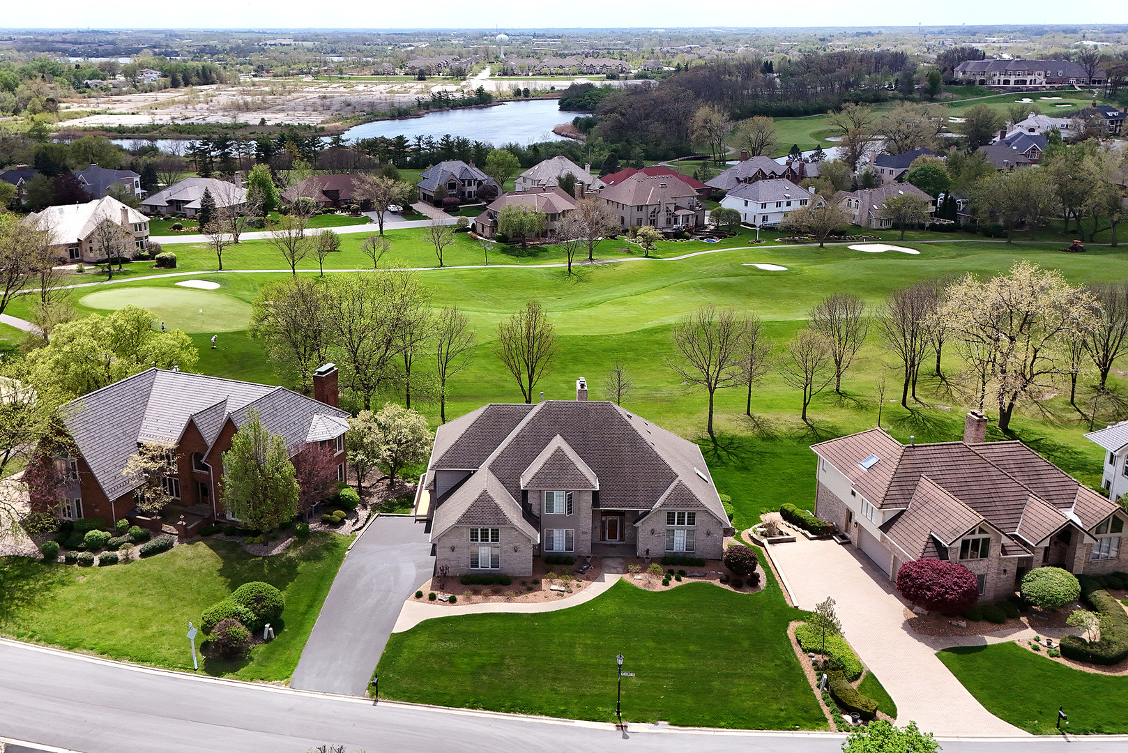 10555 Wildflower Road, Orland Park, IL 60462