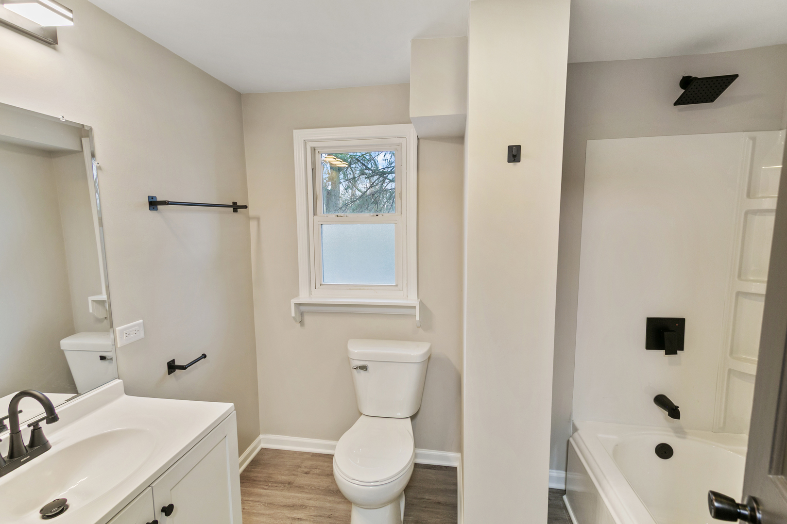 18600 Golfview Avenue, Homewood, IL 60430