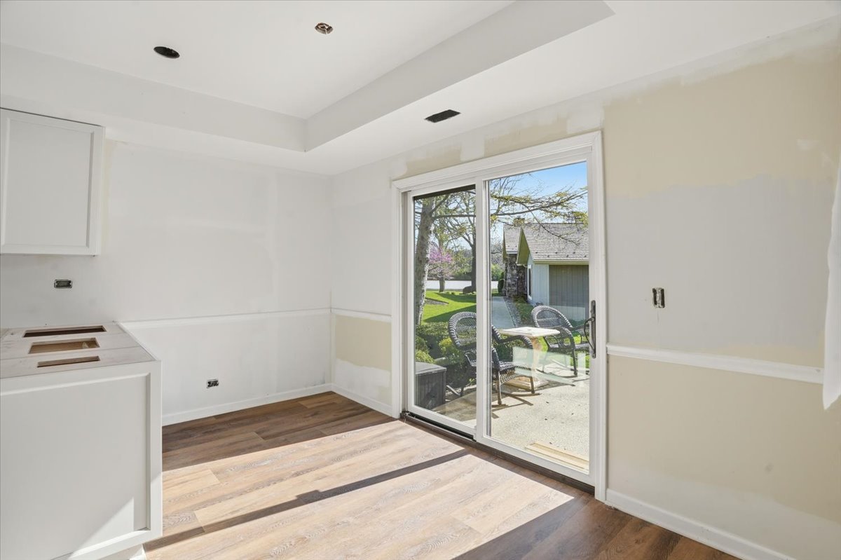 1204 Chatham Court #1204, Libertyville, IL 60048