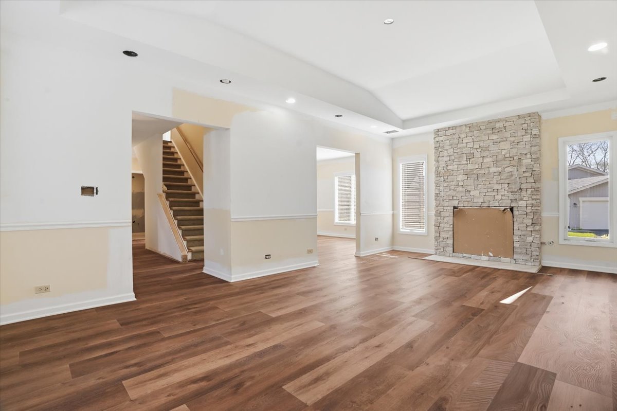 1204 Chatham Court #1204, Libertyville, IL 60048
