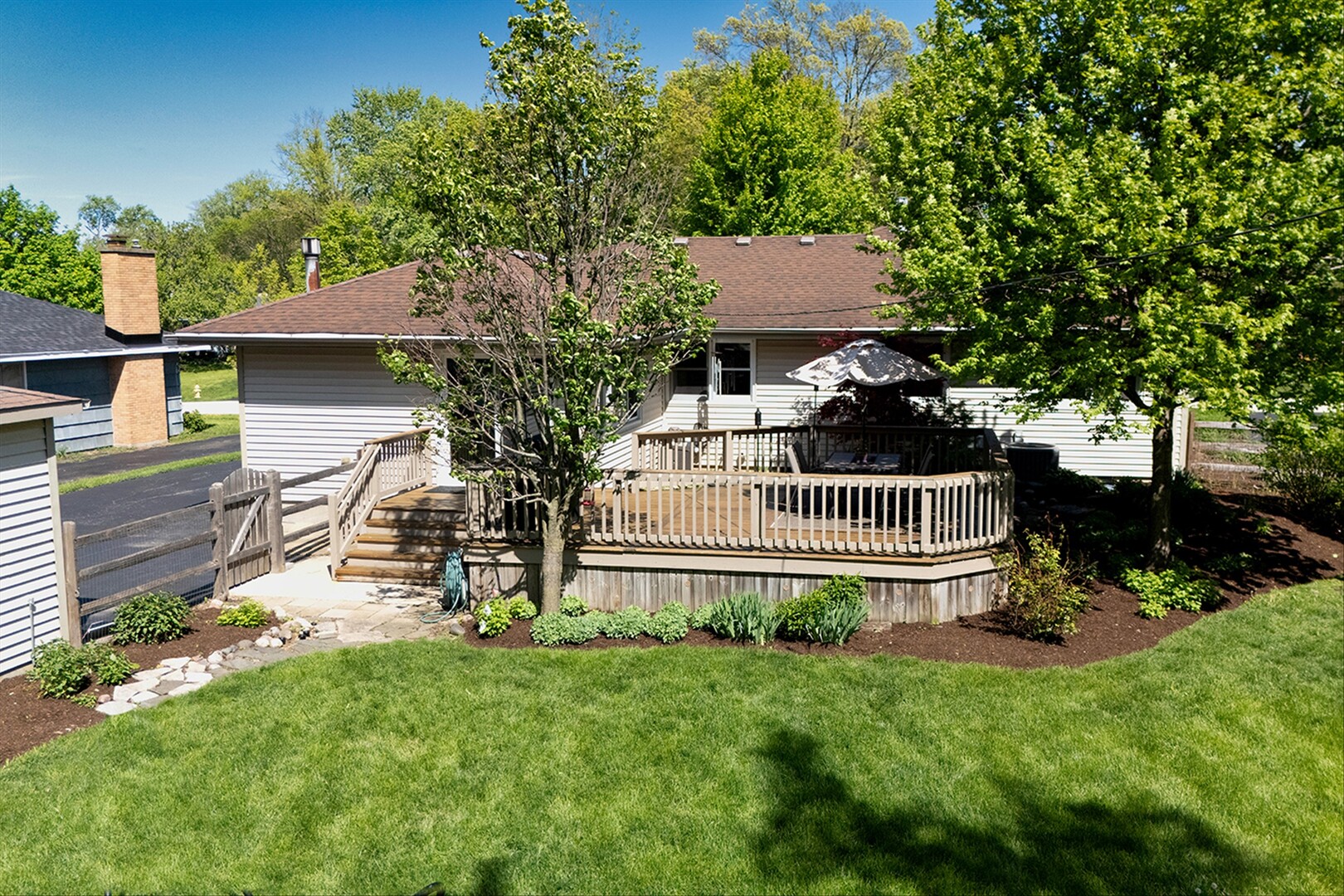 5324 Clover Drive, Lisle, IL 60532