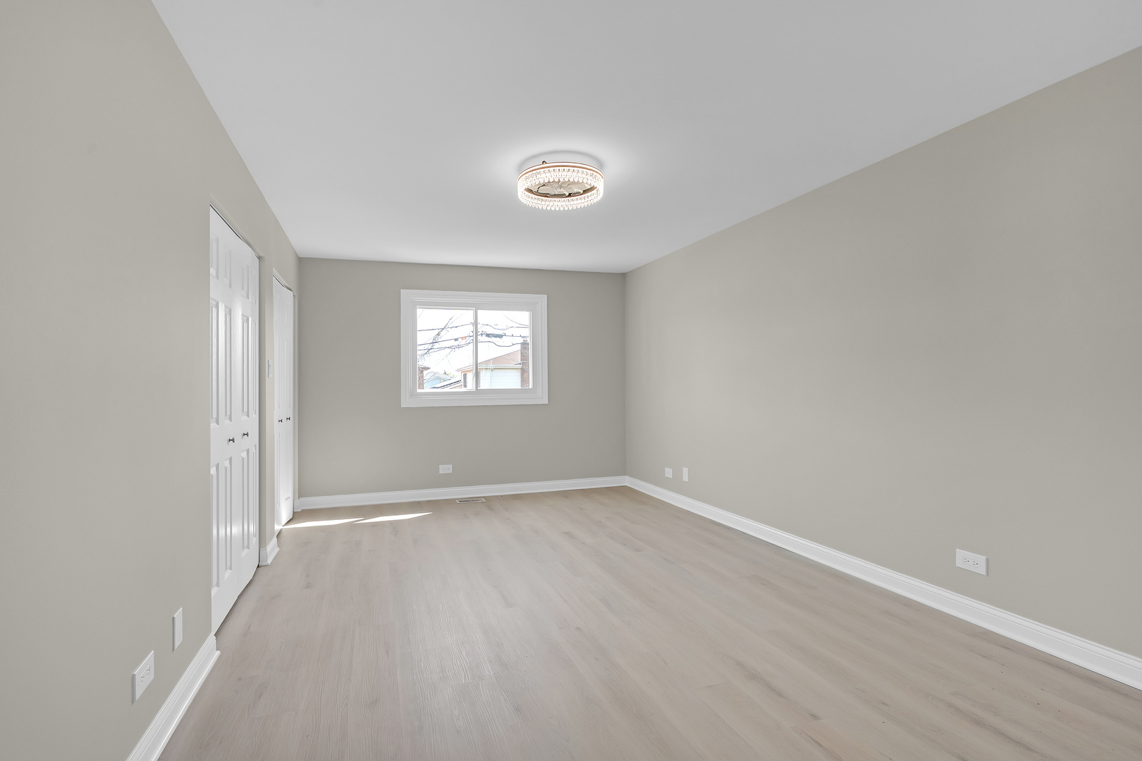 1059 CLEVELAND Avenue, Calumet City, IL 60409