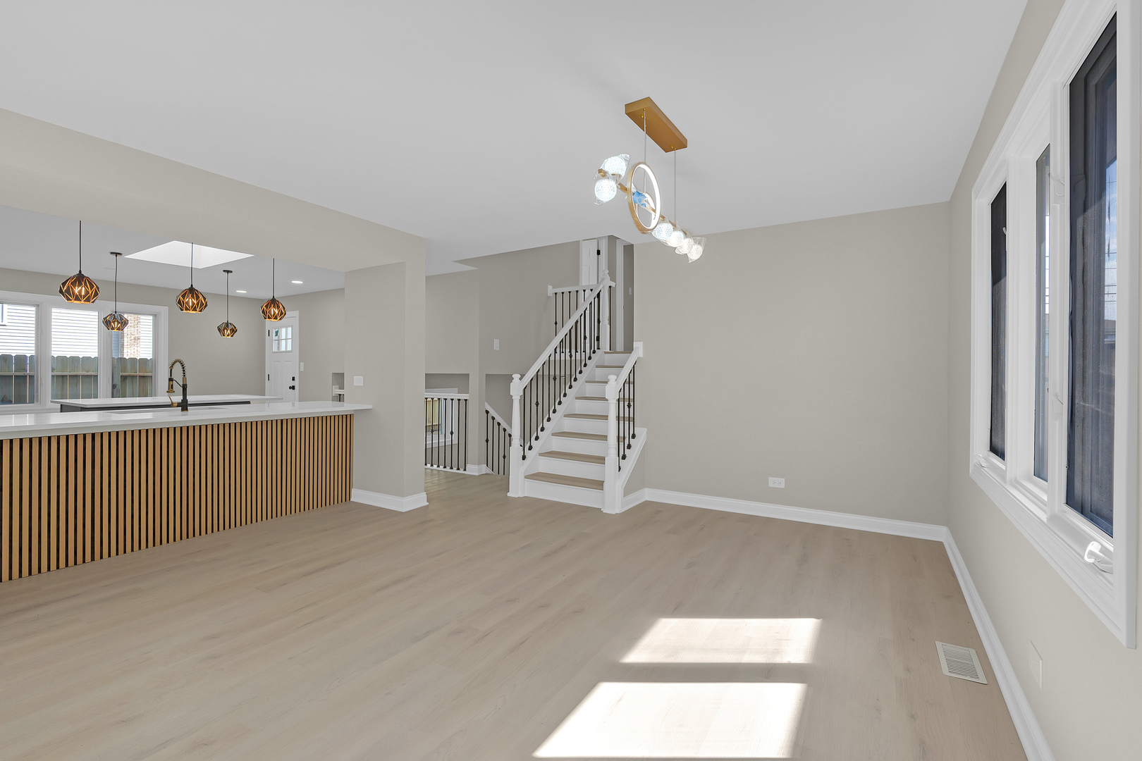 1059 CLEVELAND Avenue, Calumet City, IL 60409