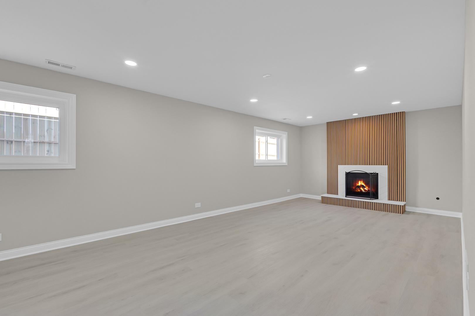 1059 CLEVELAND Avenue, Calumet City, IL 60409