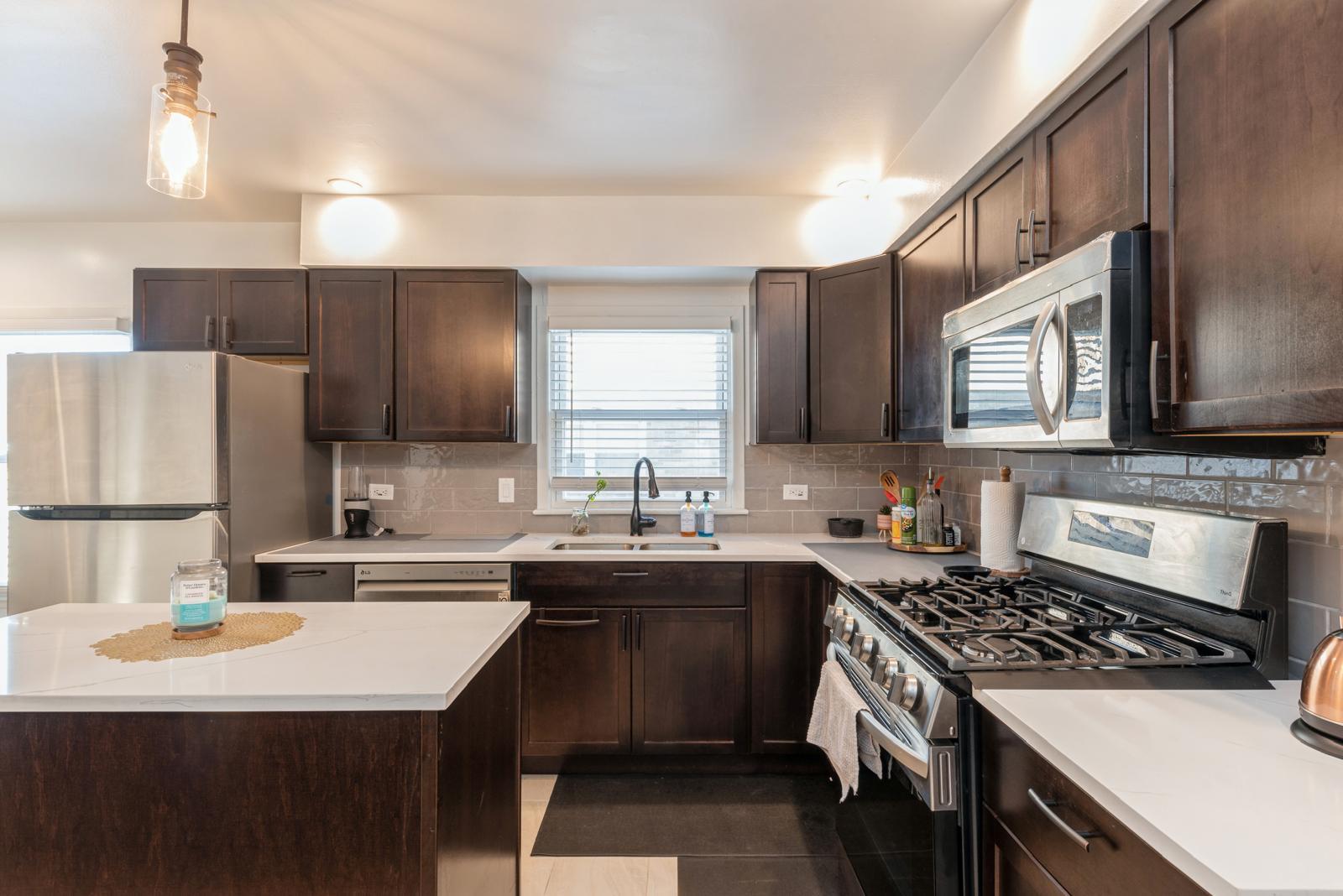 856 E Capri Drive #2, Palatine, IL 60074