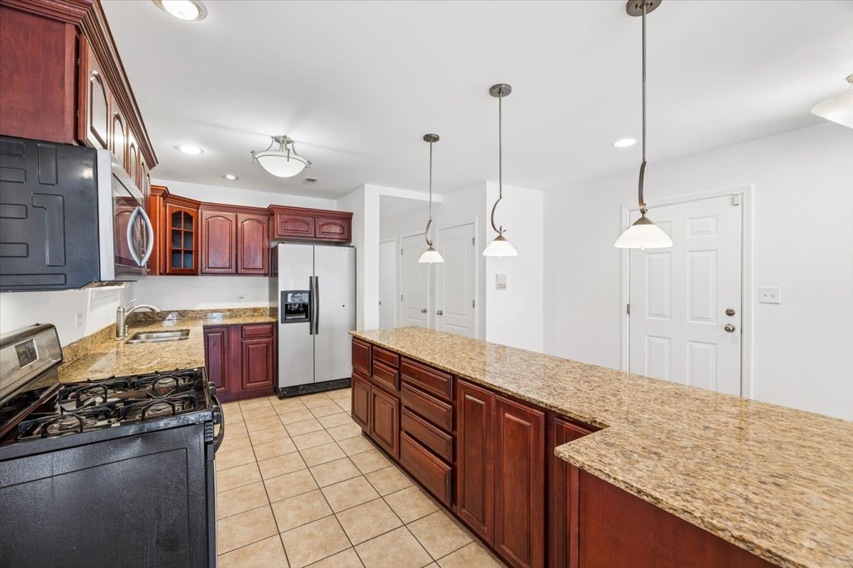 2363 E 70th Place #1, Chicago, IL 60649