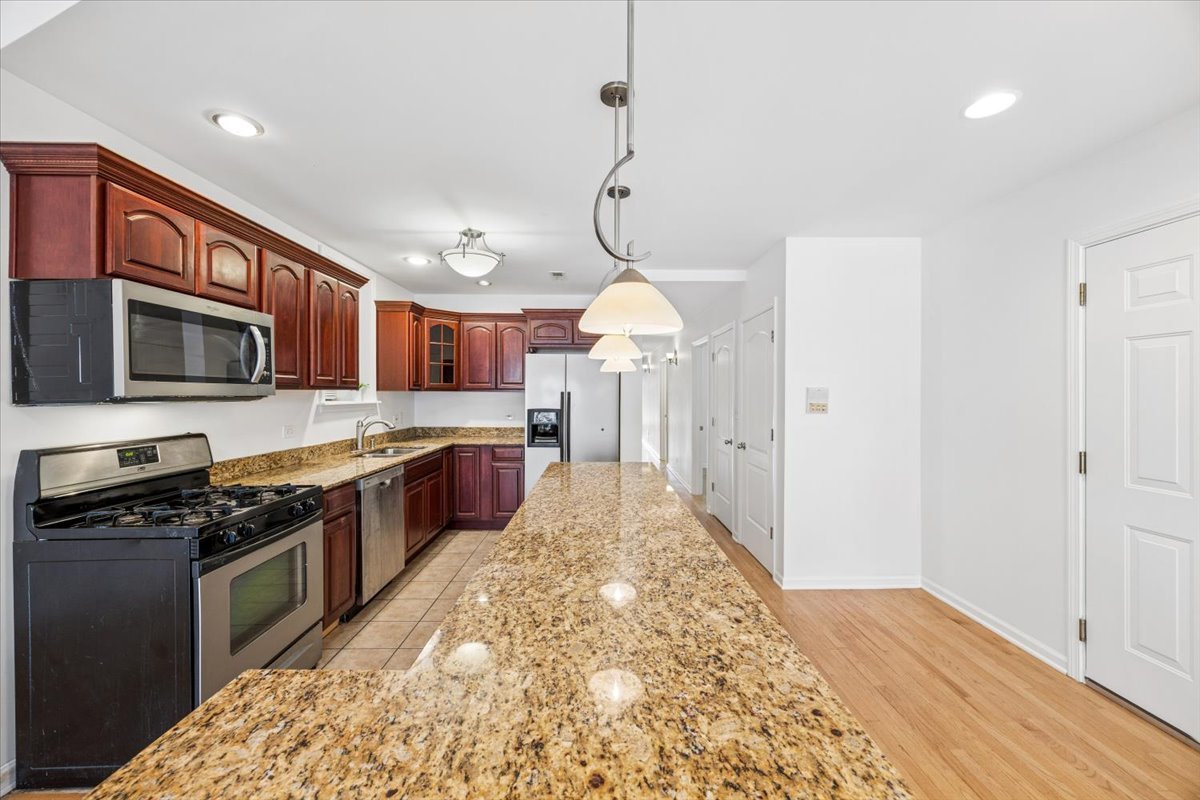 2363 E 70th Place #1, Chicago, IL 60649