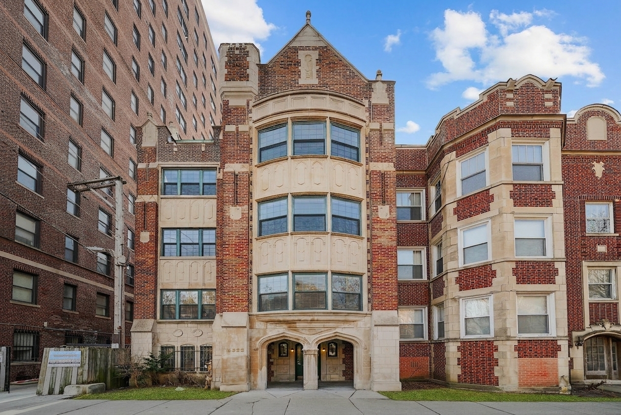2363 E 70th Place #1, Chicago, IL 60649