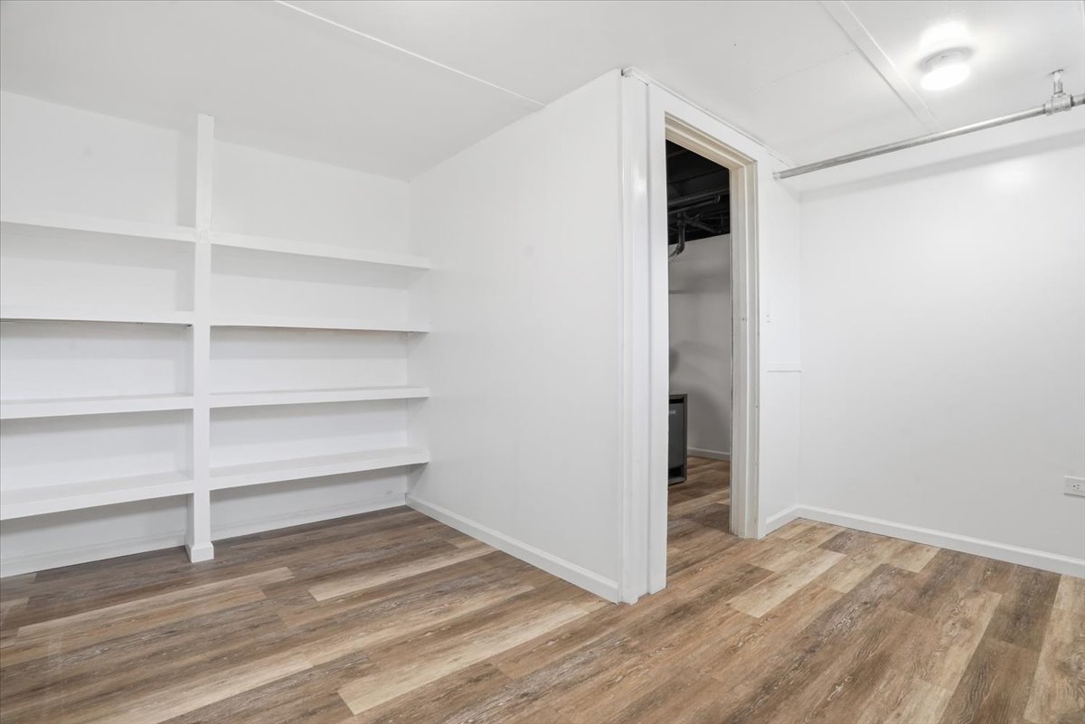 68 Cedar Avenue, Lake Villa, IL 60046