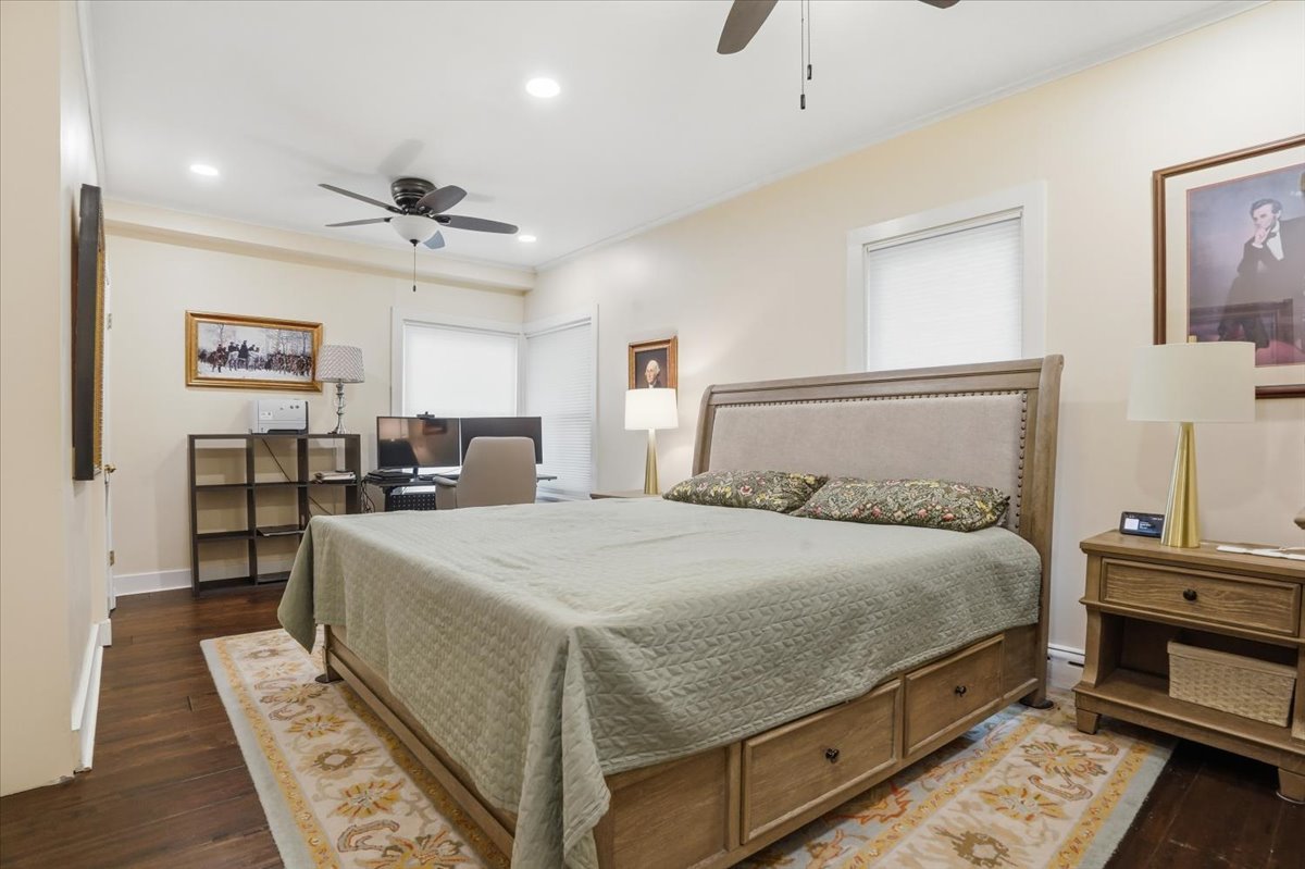 68 Cedar Avenue, Lake Villa, IL 60046