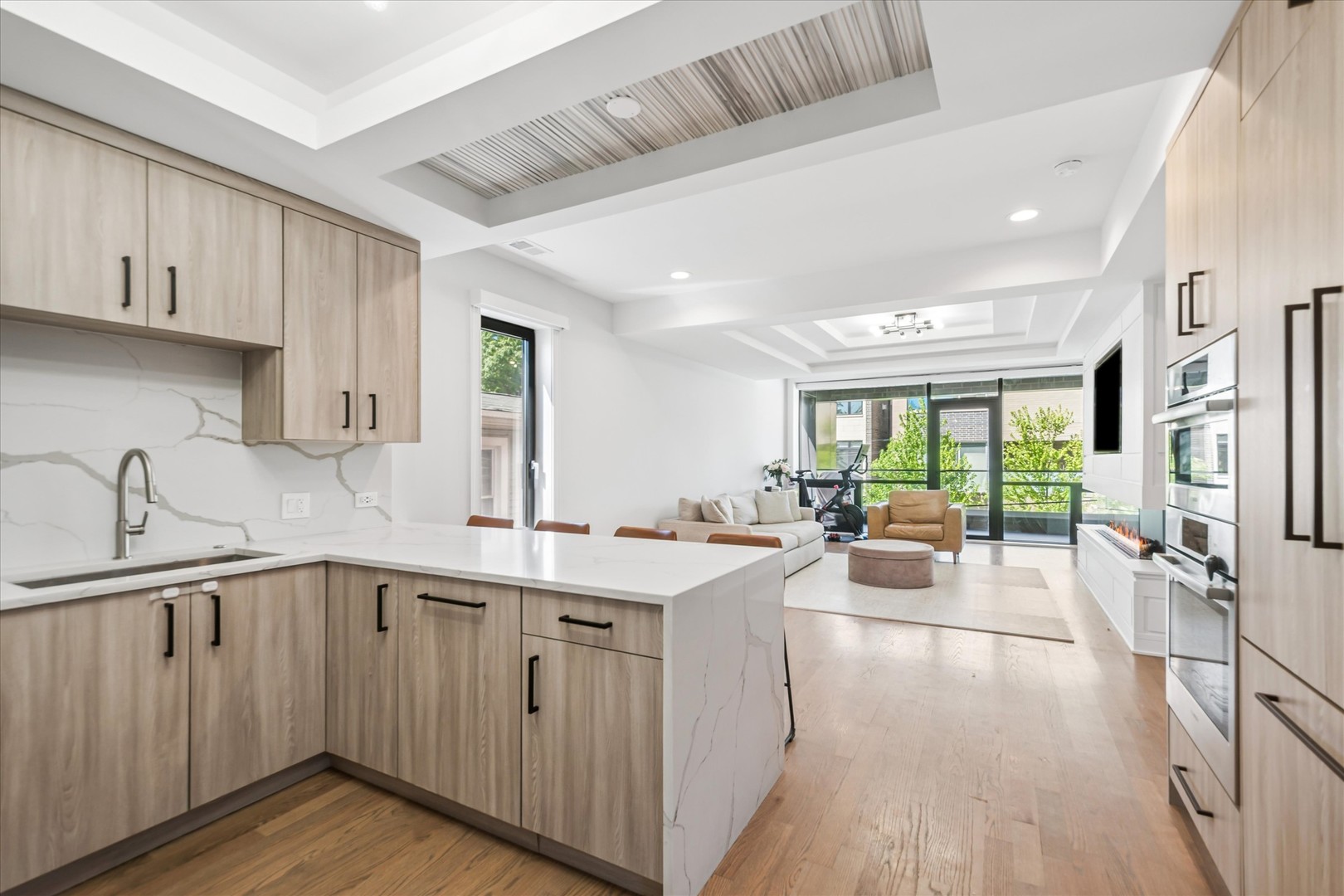 1857 N California Avenue #2, Chicago, IL 60647