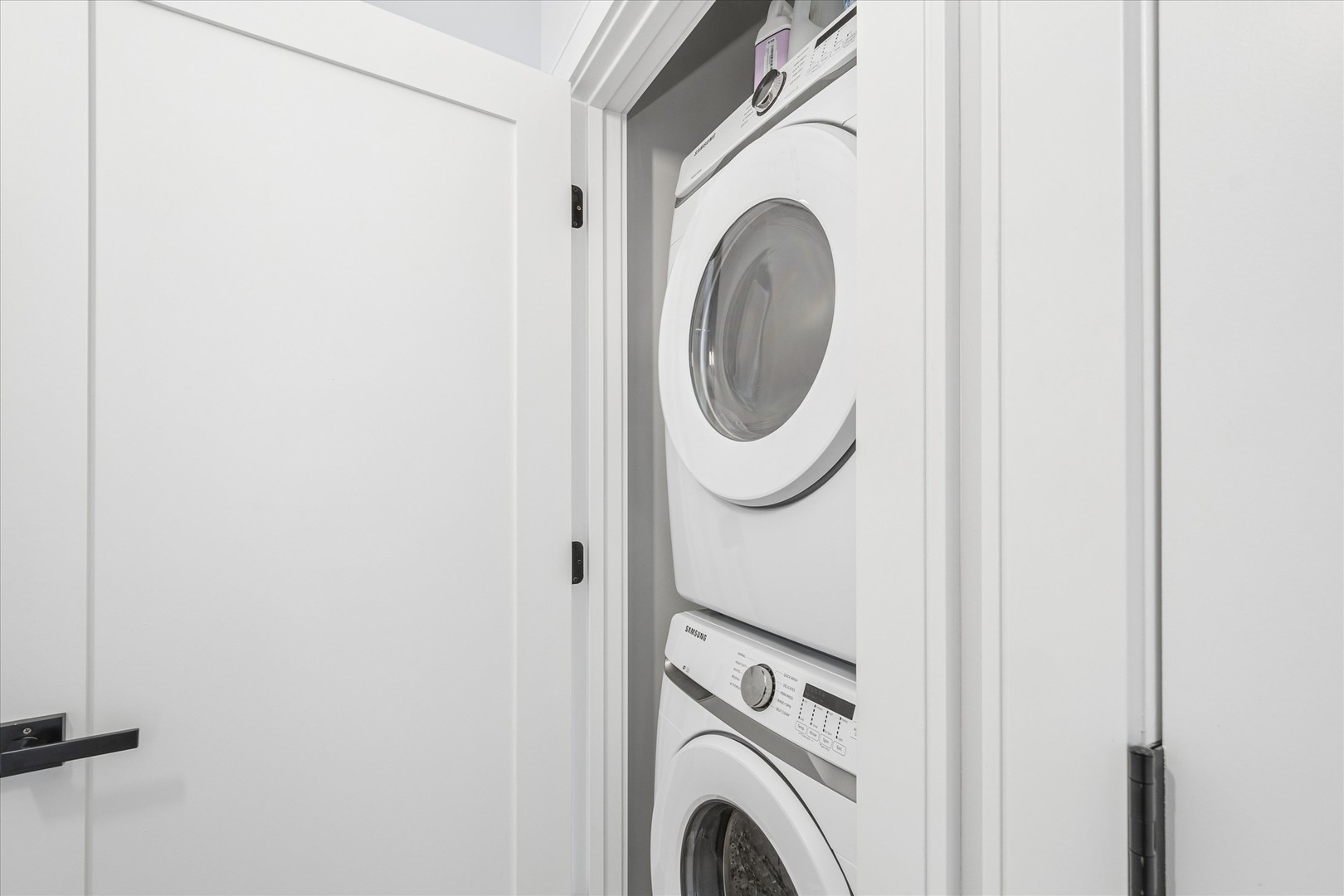 1857 N California Avenue #2, Chicago, IL 60647