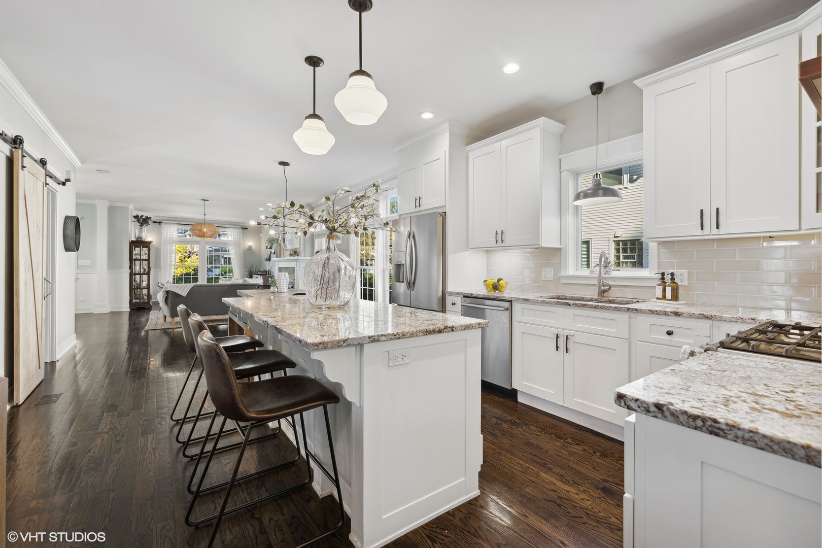 433 S Kensington Avenue, La Grange, IL 60525