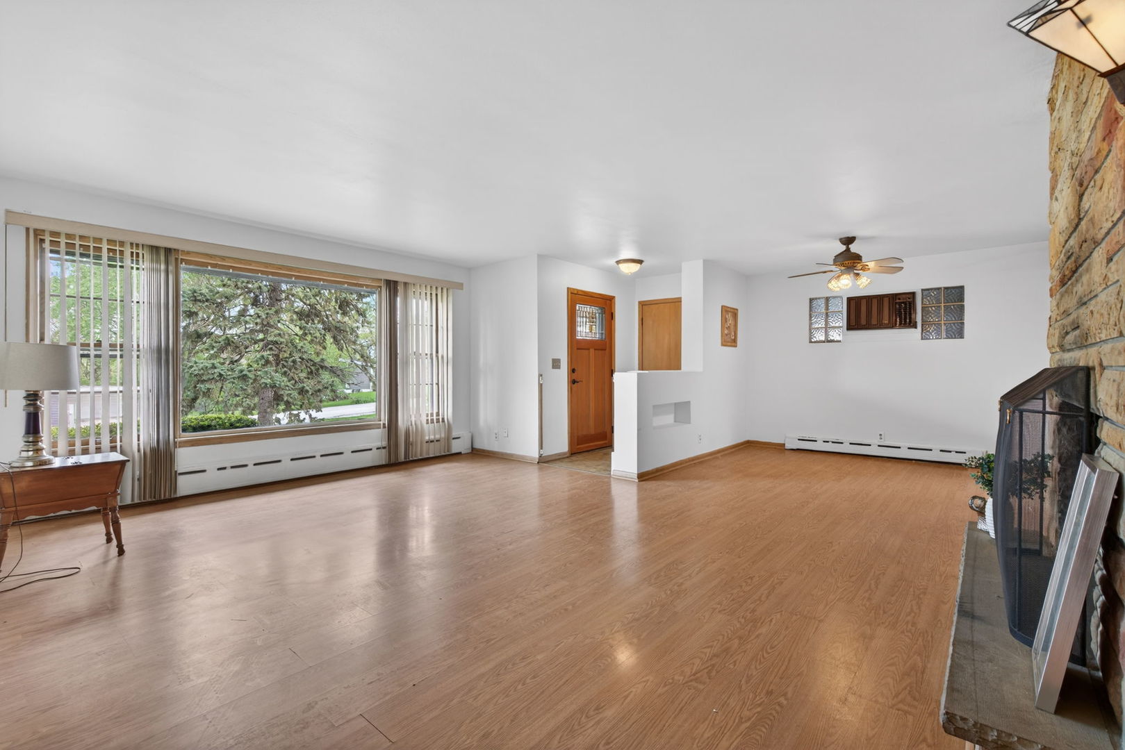 3925 Downers Drive, Downers Grove, IL 60515