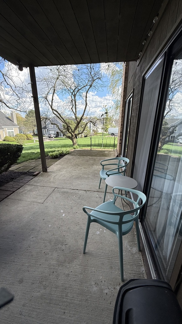 1365 N Sterling Avenue #D116, Palatine, IL 60067