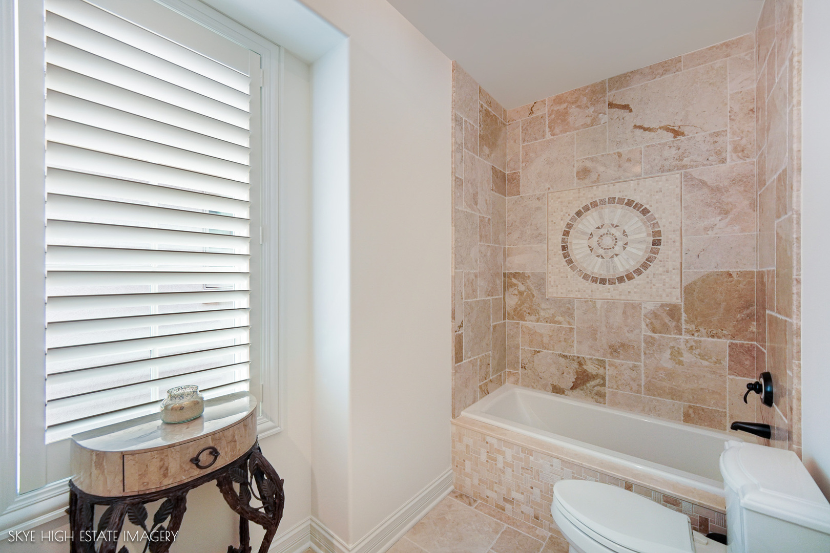 1 Willowcrest Drive, Oak Brook, IL 60523