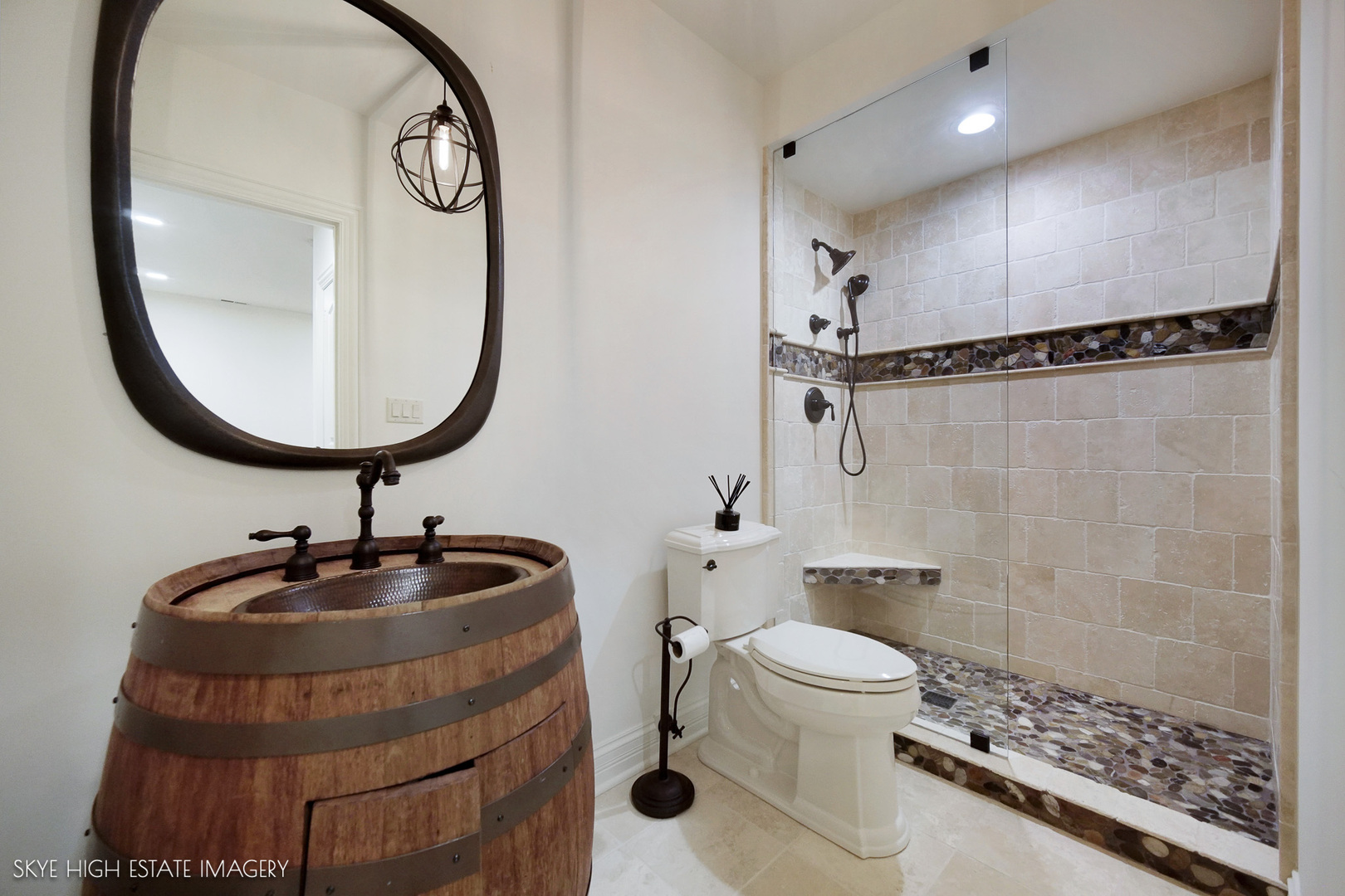 1 Willowcrest Drive, Oak Brook, IL 60523