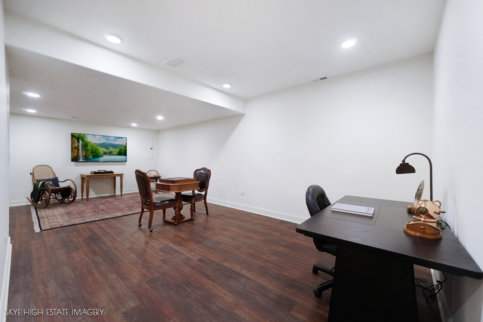 1 Willowcrest Drive, Oak Brook, IL 60523