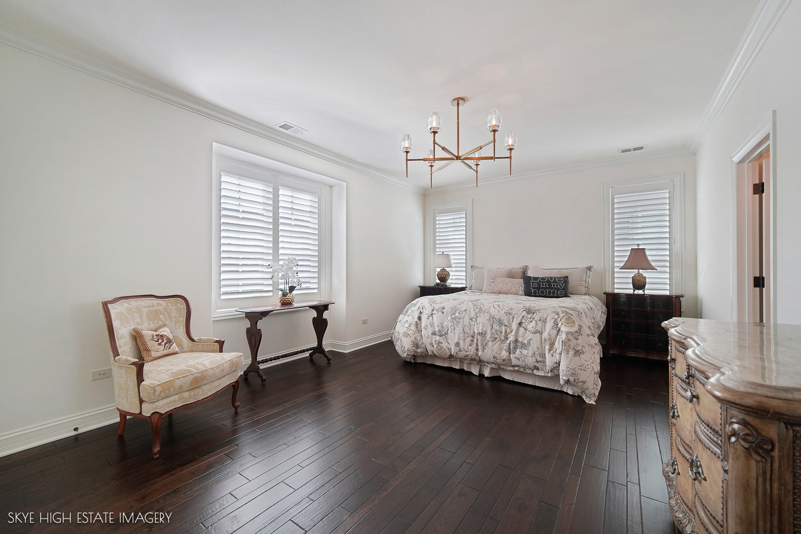 1 Willowcrest Drive, Oak Brook, IL 60523