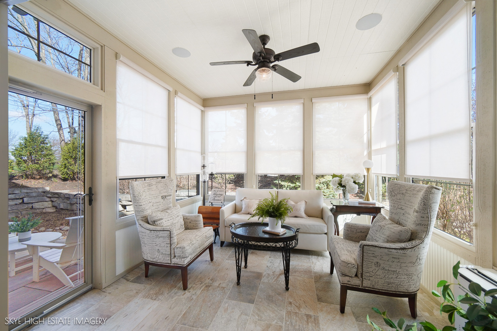 1 Willowcrest Drive, Oak Brook, IL 60523