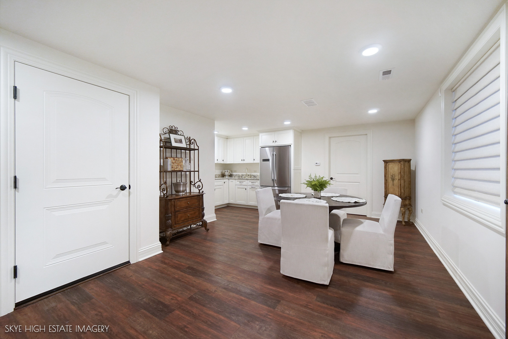 1 Willowcrest Drive, Oak Brook, IL 60523