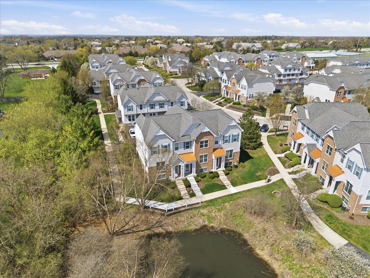 65 Arcadia Lane, Lake Zurich, IL 60047