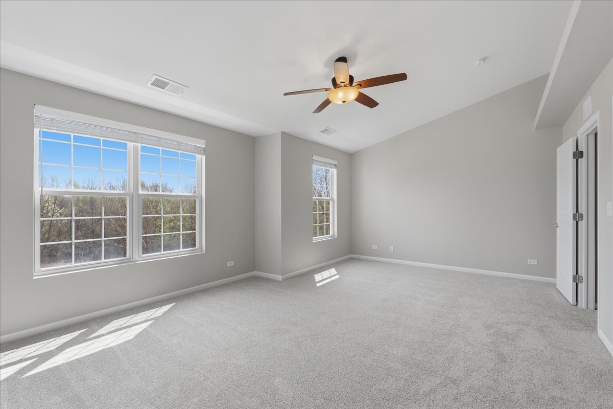 65 Arcadia Lane, Lake Zurich, IL 60047