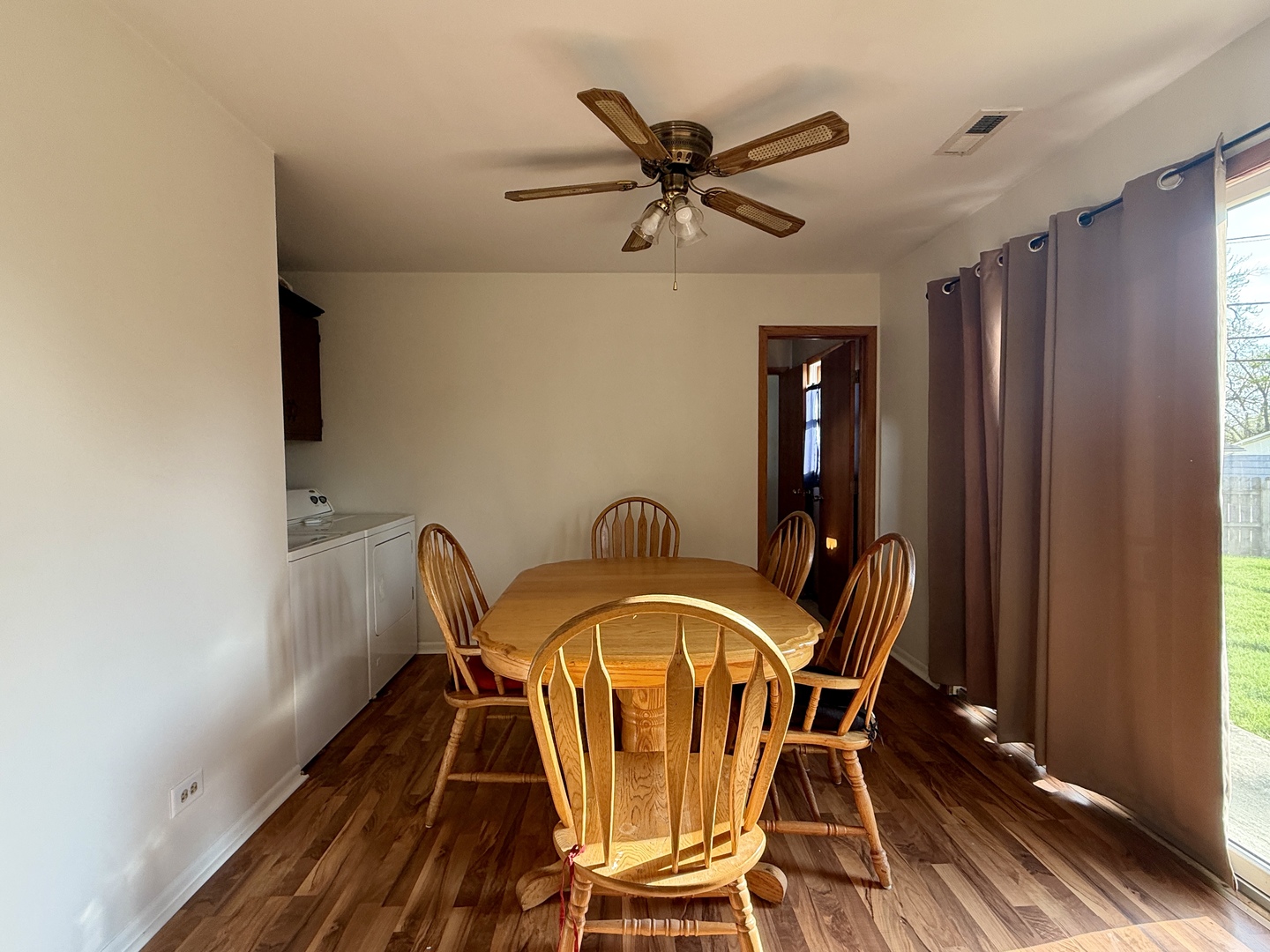 203 Macgregor Road, Lockport, IL 60441