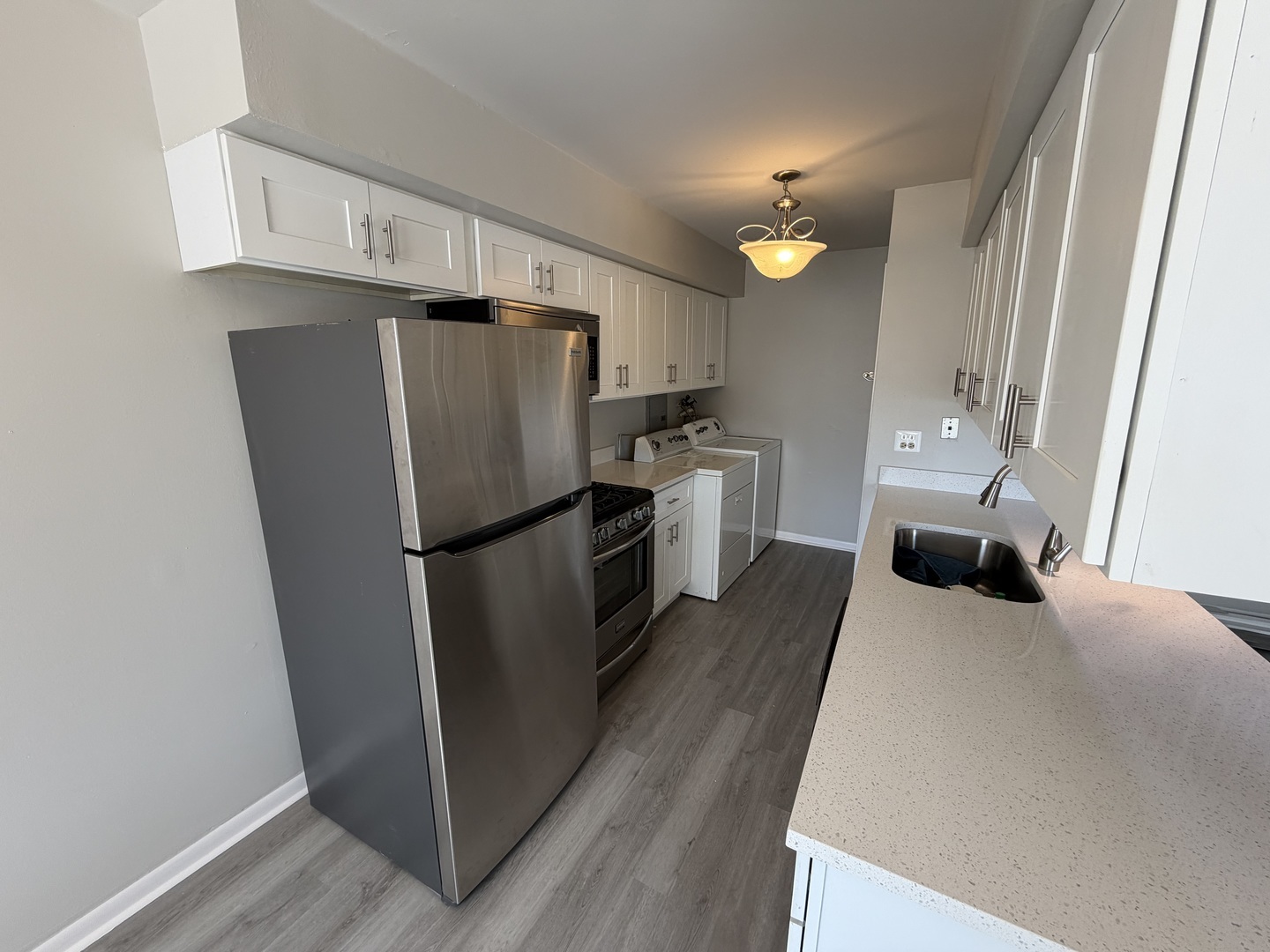 1152 Cove Drive #212B, Prospect Heights, IL 60070