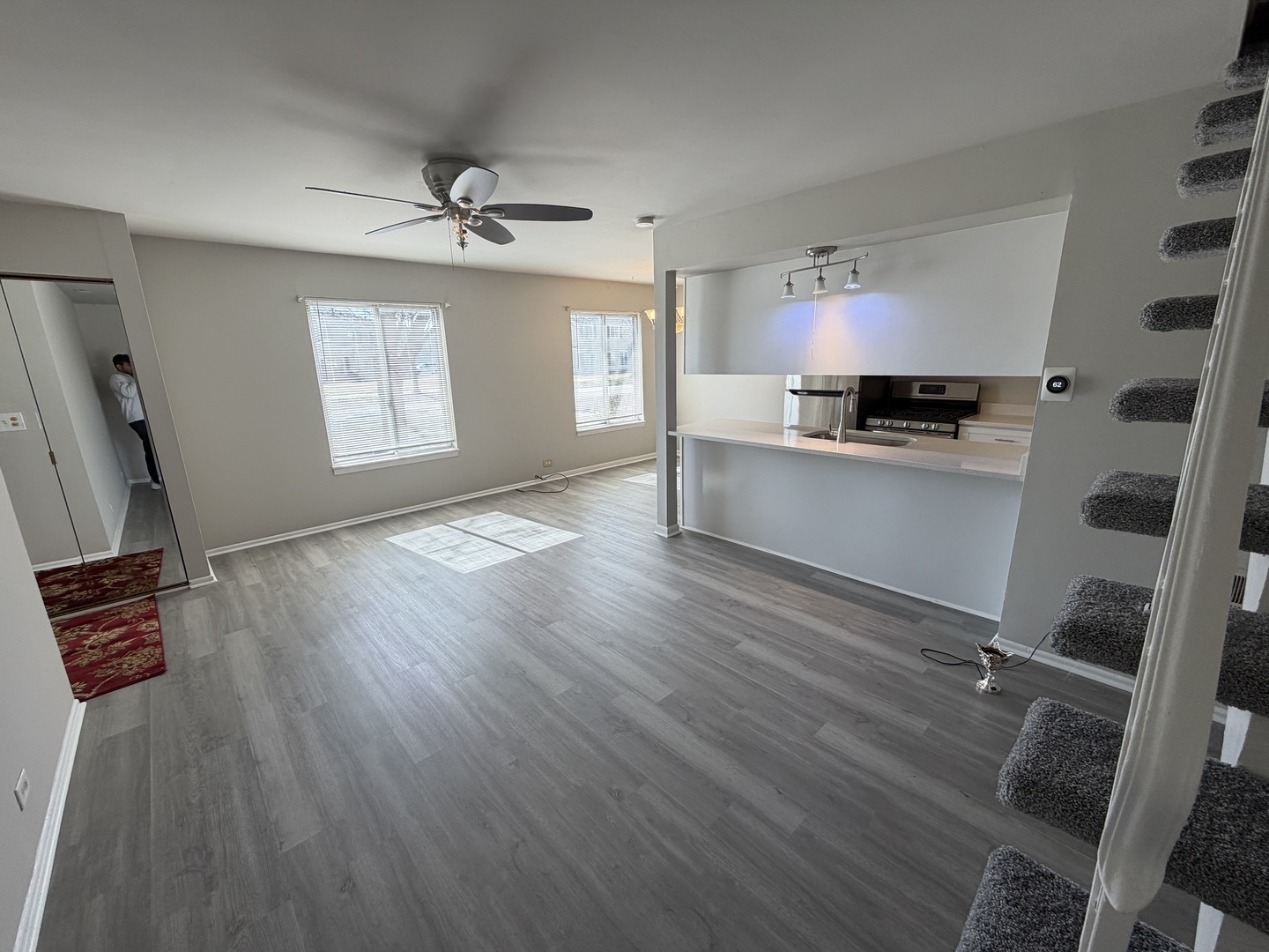 1152 Cove Drive #212B, Prospect Heights, IL 60070