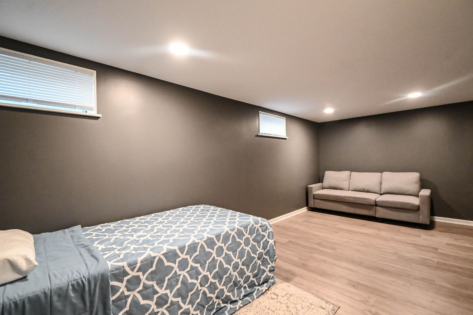 3877 Grandview Avenue, Gurnee, IL 60031