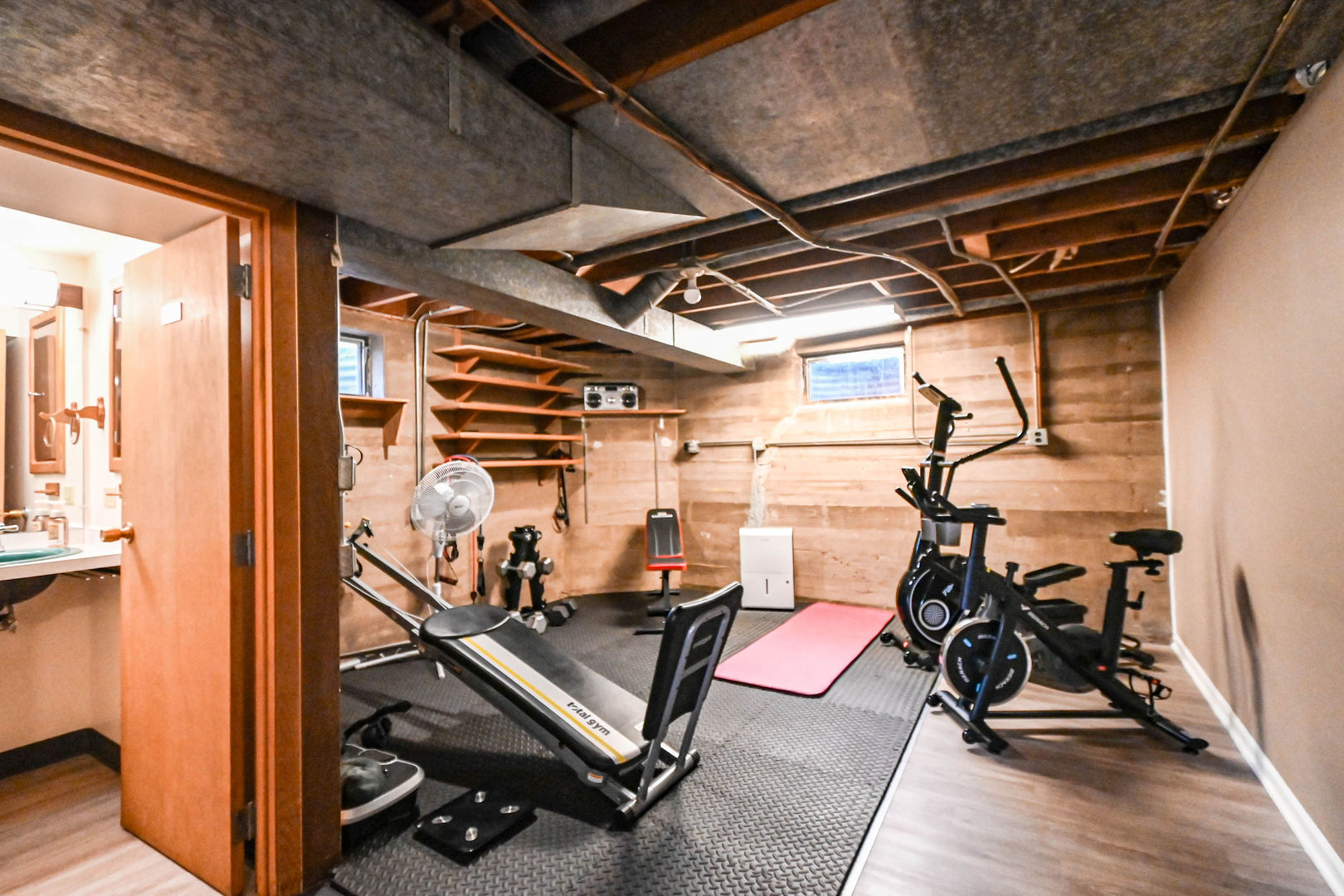 3877 Grandview Avenue, Gurnee, IL 60031