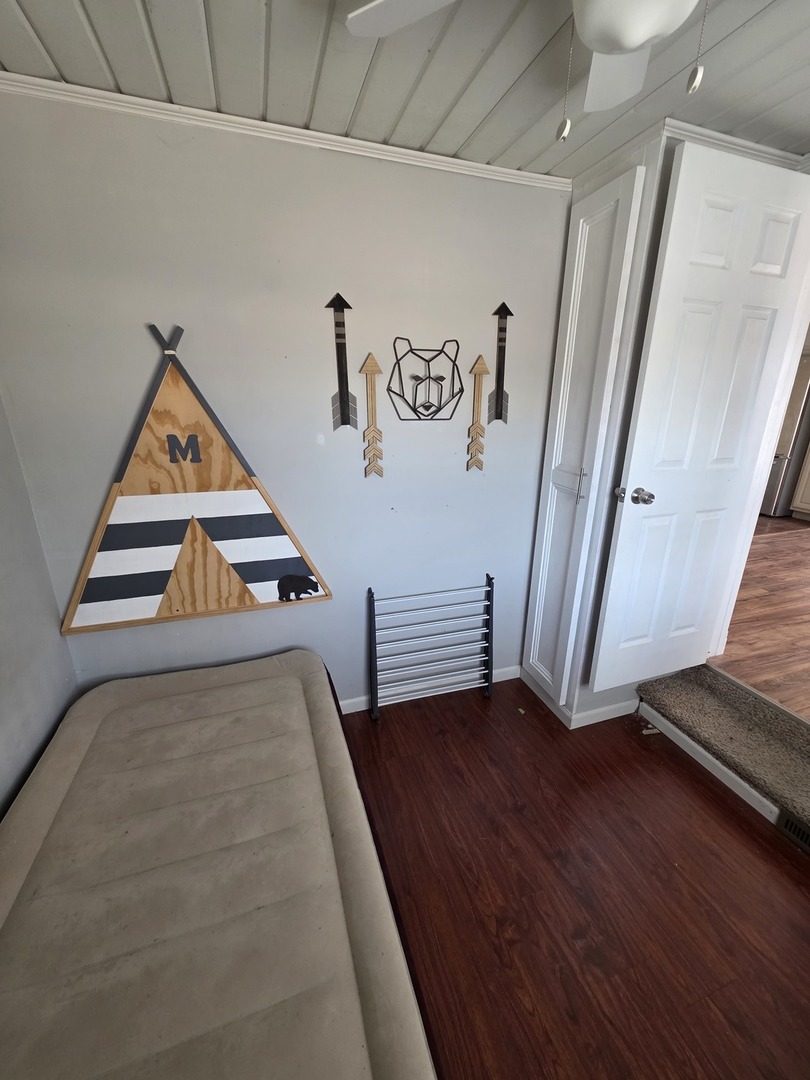 803 17th Avenue, Camanche, IA 52730