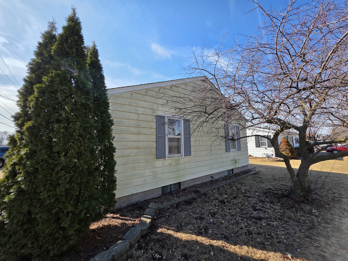 803 17th Avenue, Camanche, IA 52730