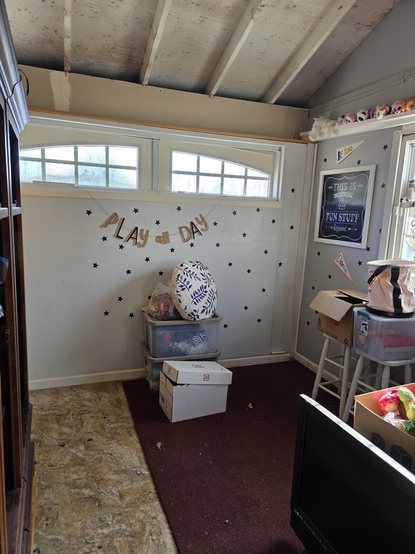 803 17th Avenue, Camanche, IA 52730