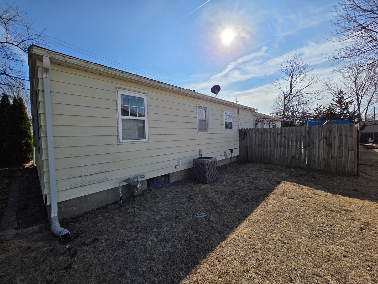 803 17th Avenue, Camanche, IA 52730