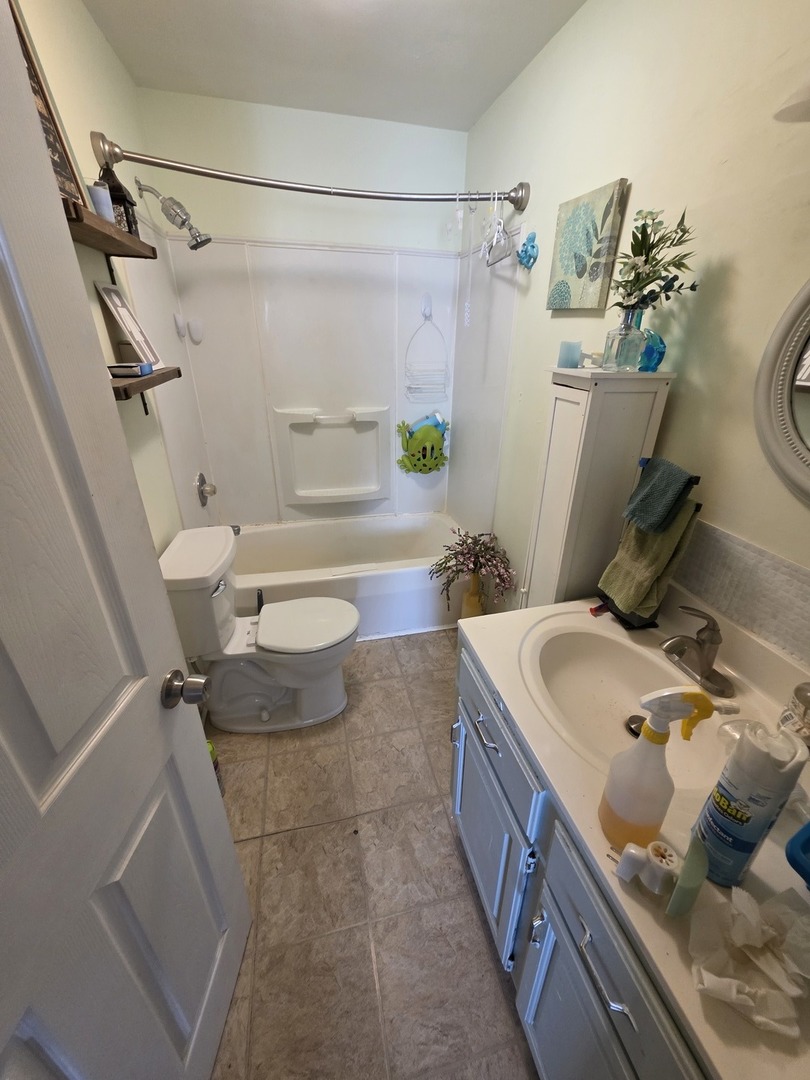 803 17th Avenue, Camanche, IA 52730