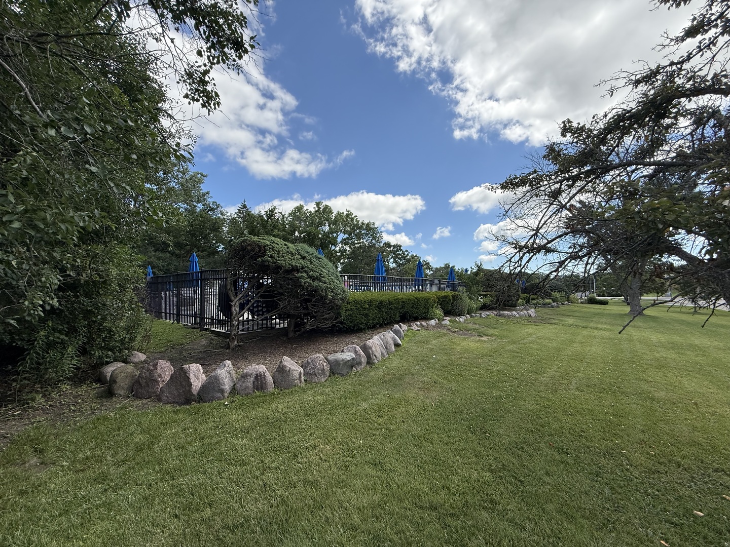 4 Yorkshire Drive, Lincolnshire, IL 60069